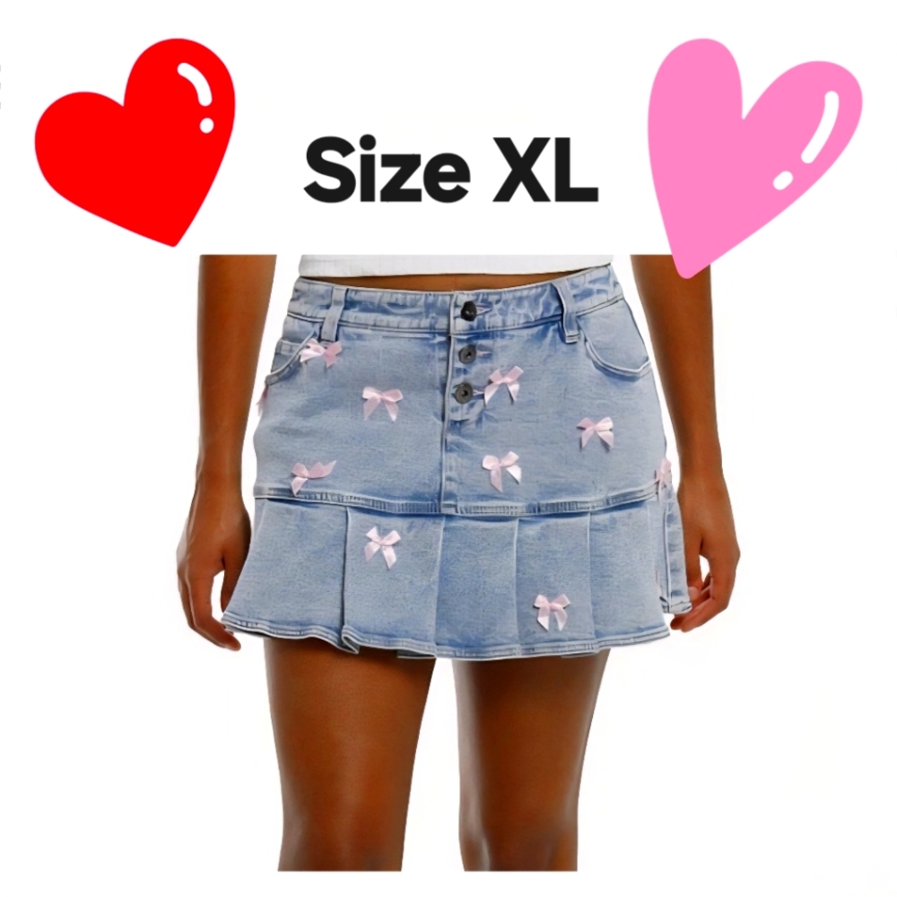 Hot Topic's Sweet Society Light Blue Denim & Pink Bow🎀Pleated Mini Skirt-*NWT*